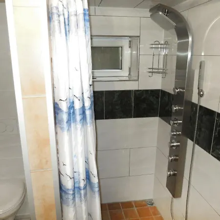 Holiday Home Ofelia بيت للعطل *